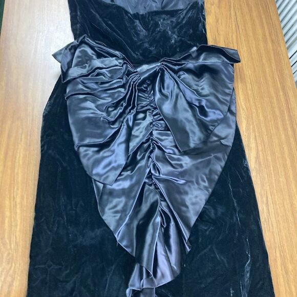 1980s TADASKI *12* Black Velvet Tube Midi Dress Satin Bow Saks Fifth Avenue Vtg - Picture 5 of 12